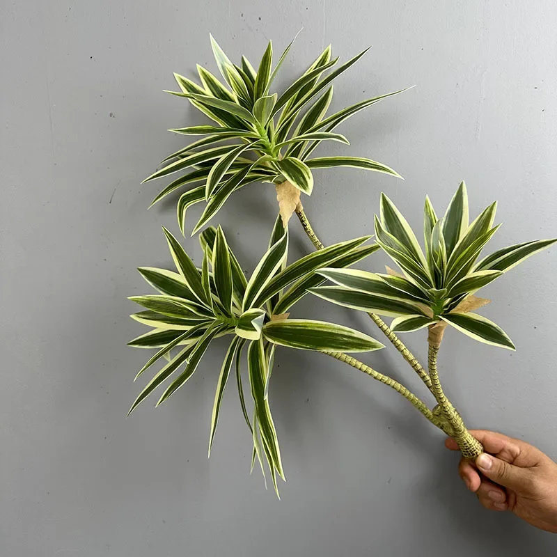 人工緑の植物熱帯ユリ竹花結婚式の装飾シミュレーションブラジル - Dracaena Marginata のレビューと価格